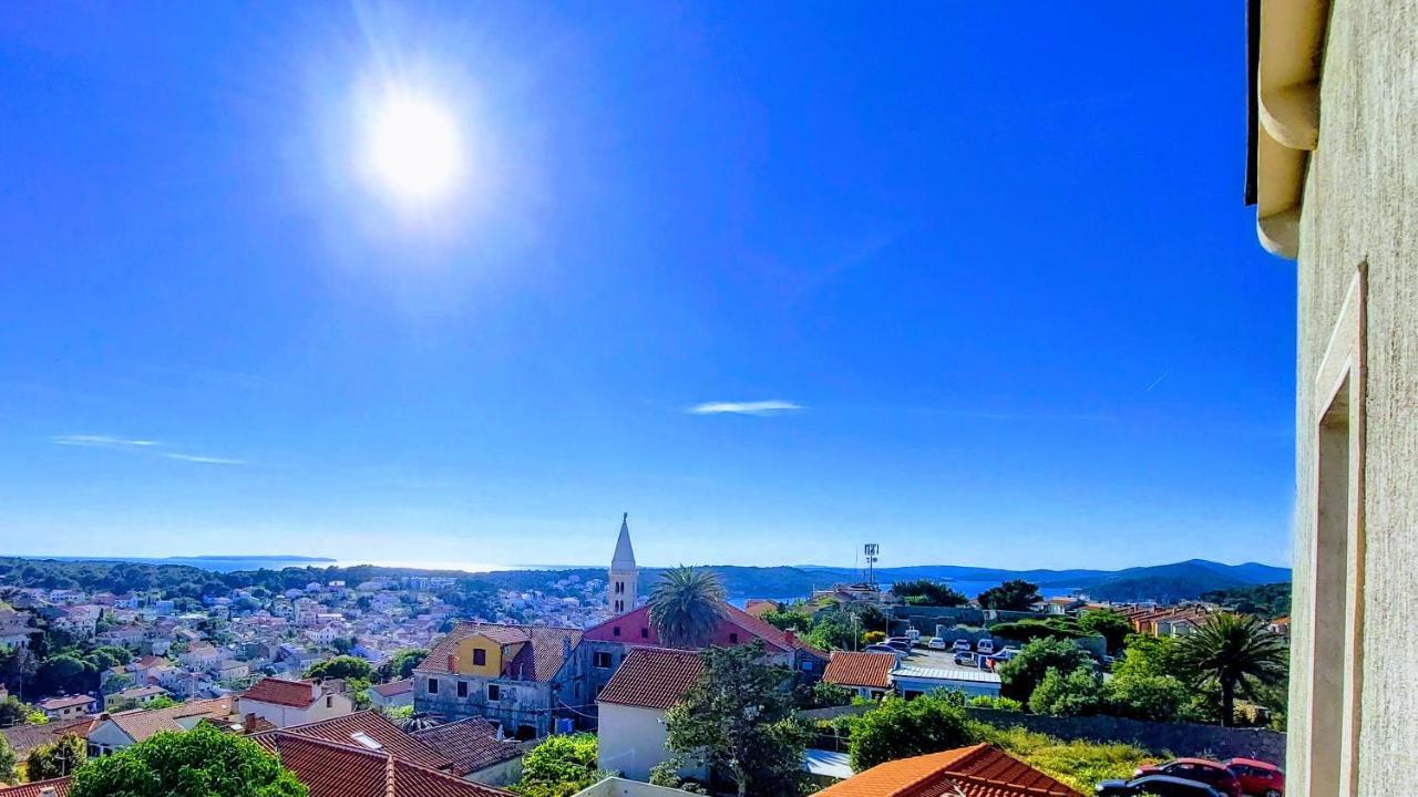 Casa Di Castello Apartment Mali Lošinj Екстериор снимка
