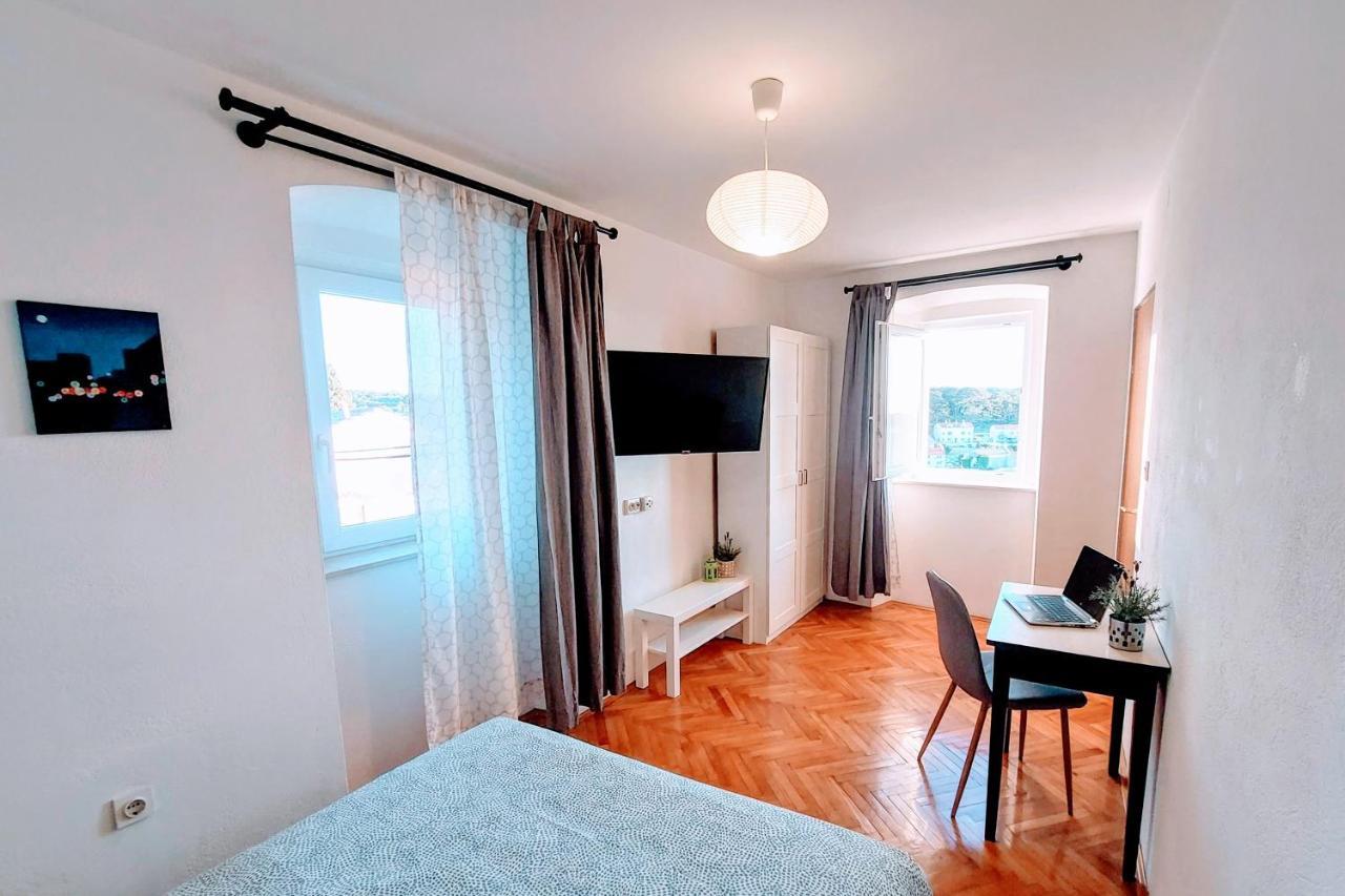 Casa Di Castello Apartment Mali Lošinj Екстериор снимка