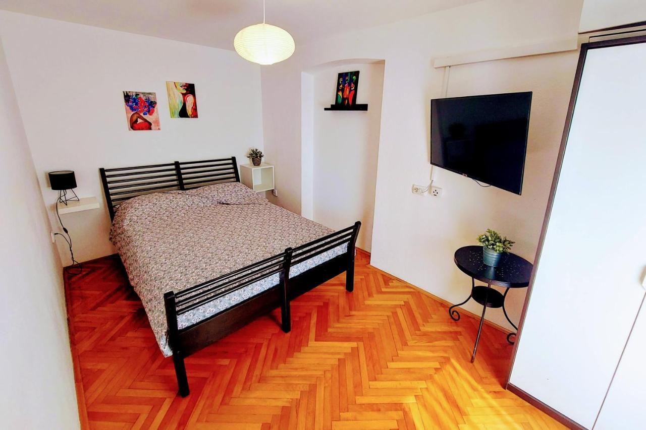Casa Di Castello Apartment Mali Lošinj Екстериор снимка