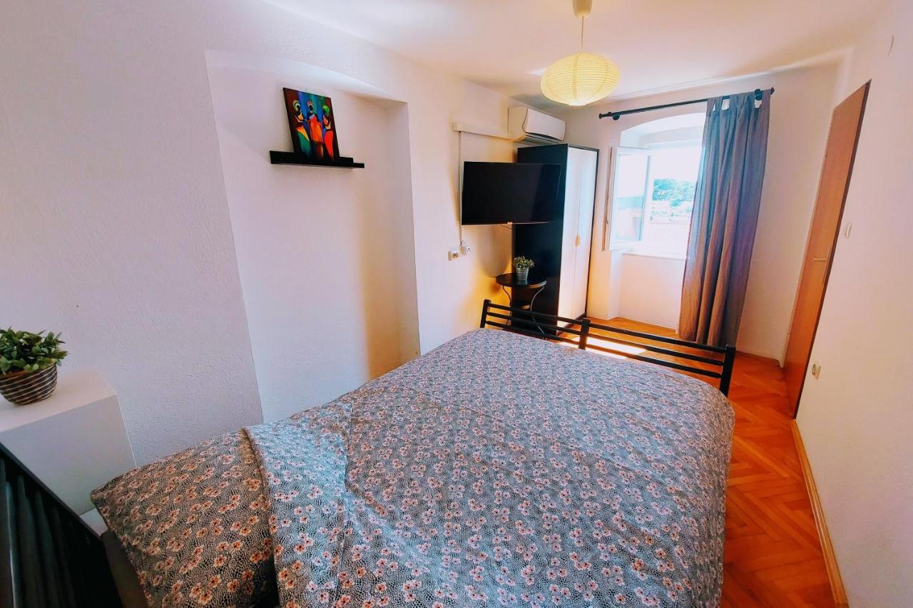 Casa Di Castello Apartment Mali Lošinj Екстериор снимка