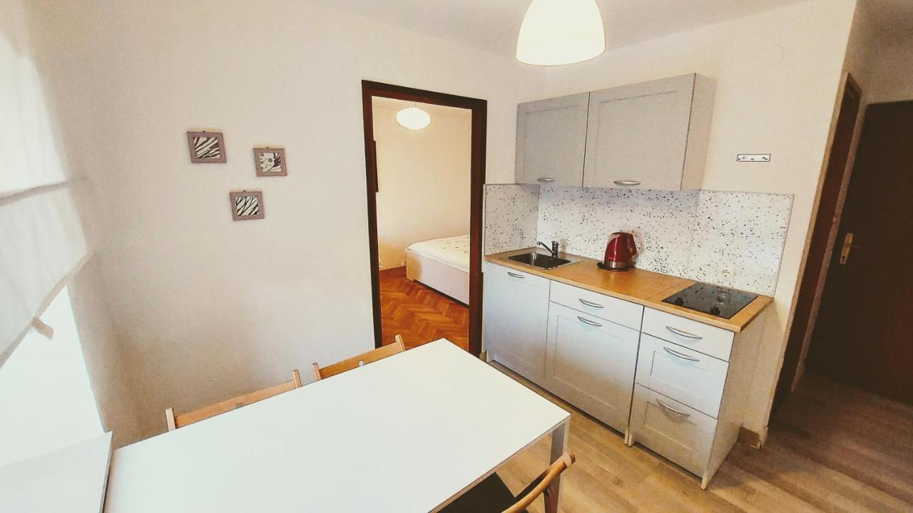 Casa Di Castello Apartment Mali Lošinj Екстериор снимка