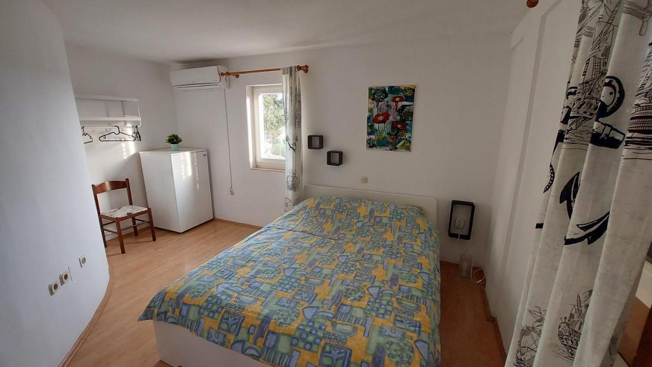 Casa Di Castello Apartment Mali Lošinj Екстериор снимка